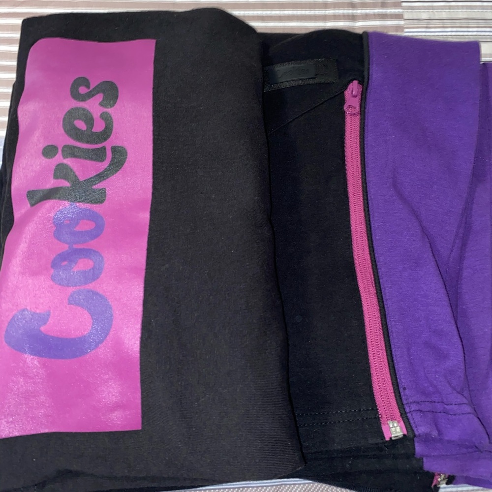 Cookies outfit